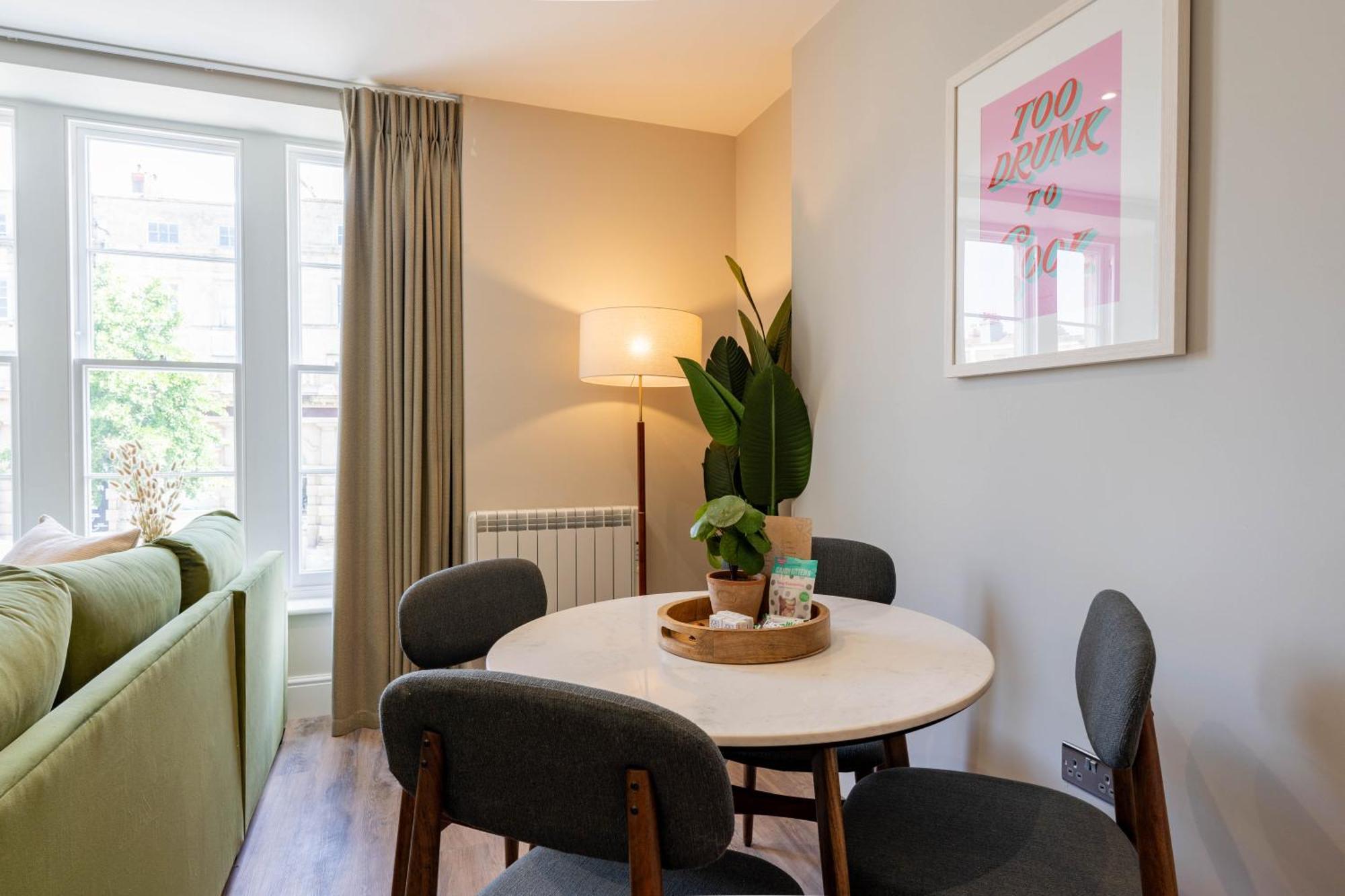 בריסטול Wellington Place I Your Apartment מראה חיצוני תמונה